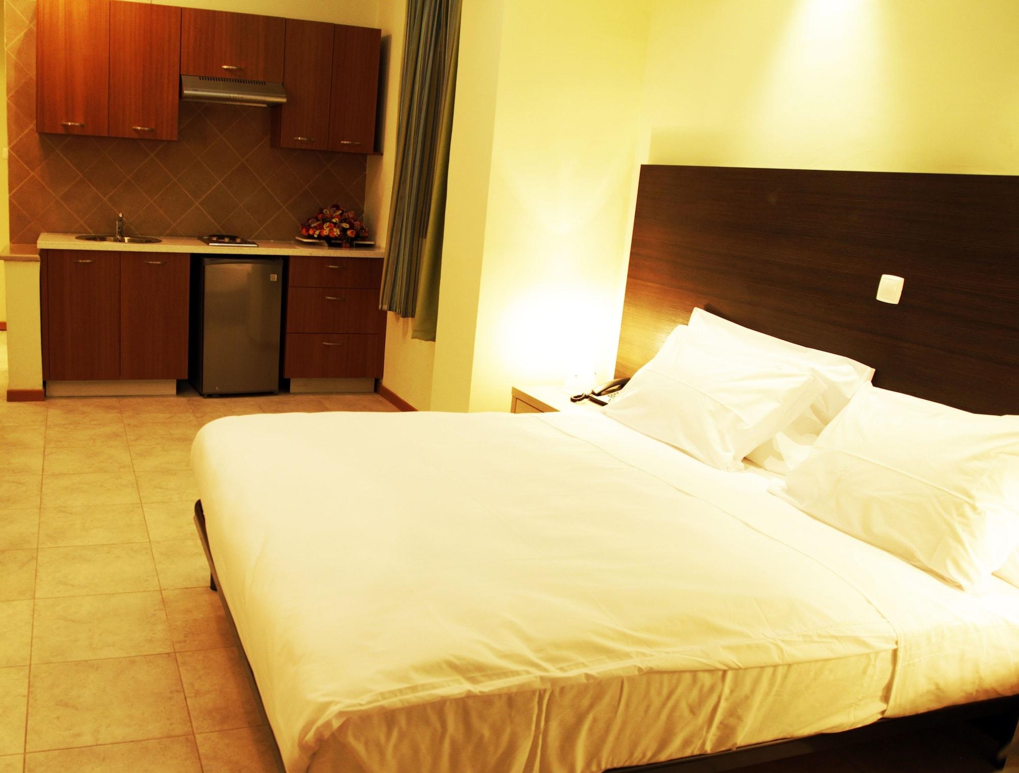 Reliance Hotel Apartment Addis Ababa Exterior photo
